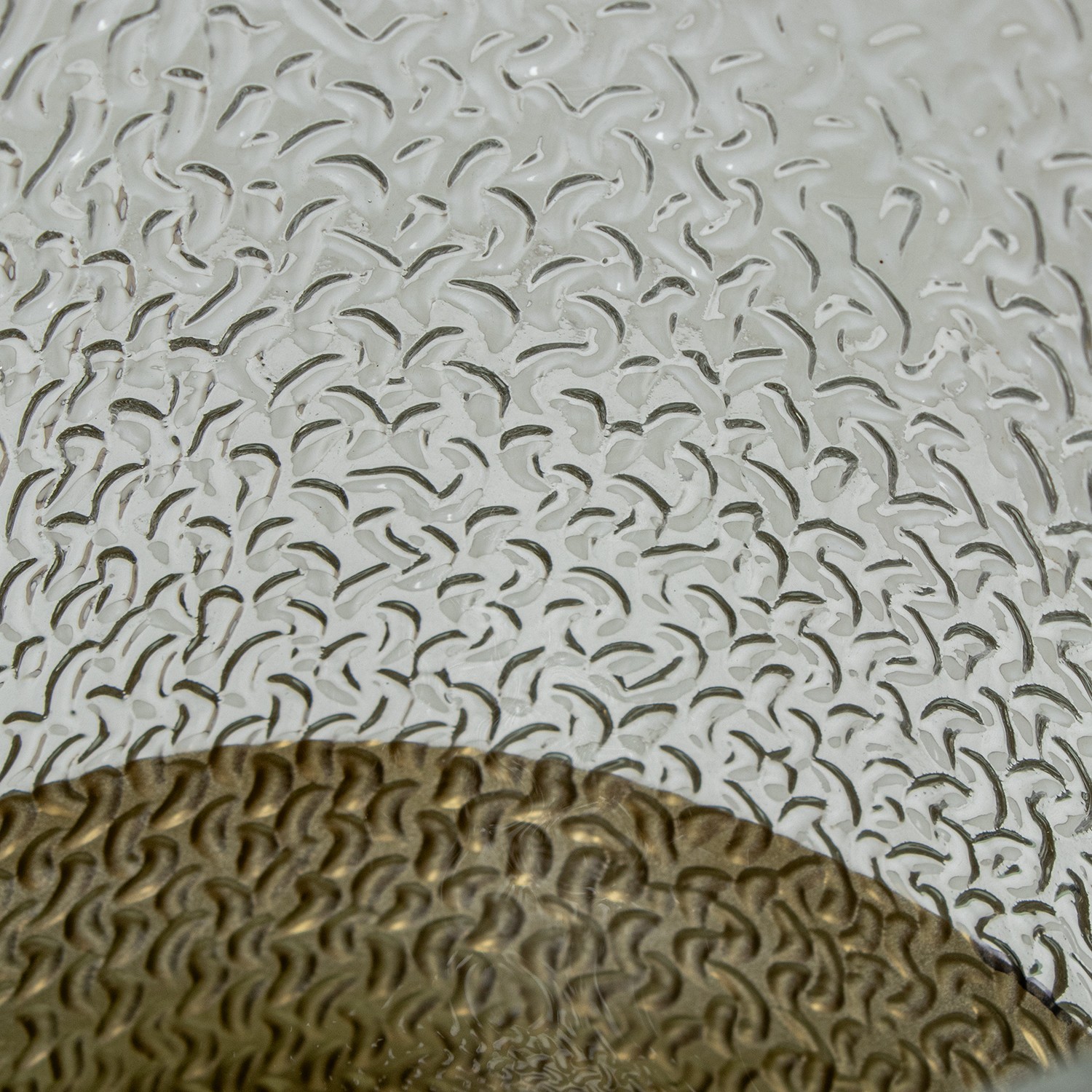 Ваза из  прозрачного стекла с золотом