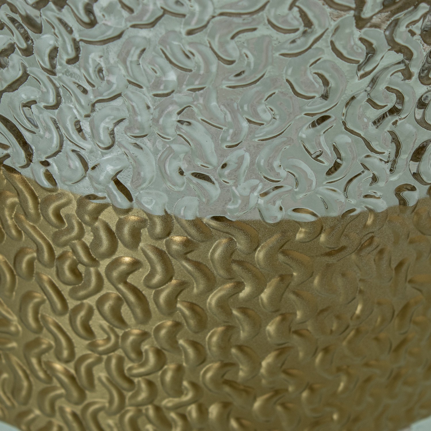 Ваза из  прозрачного стекла с золотом