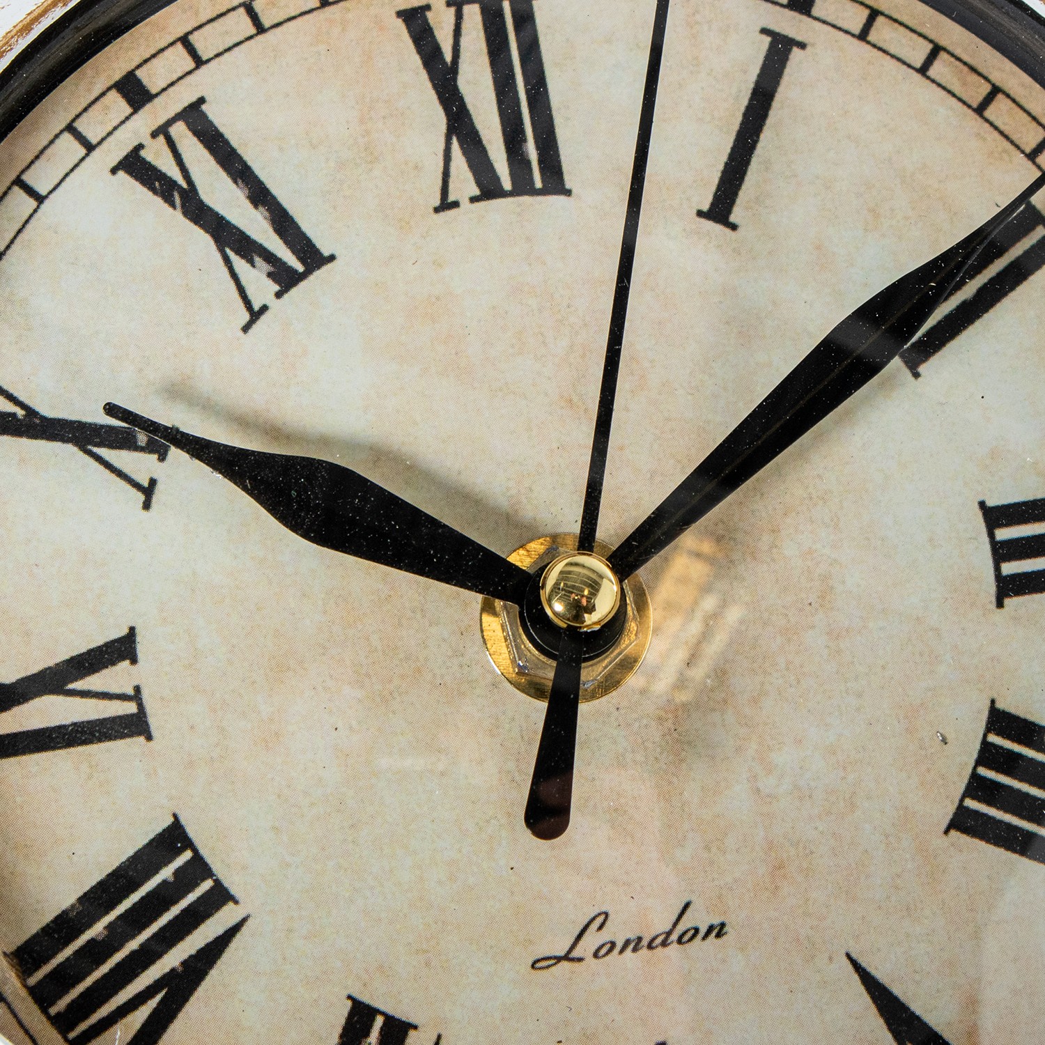 Часы настольные белые Антик Часы настольные белые Антик