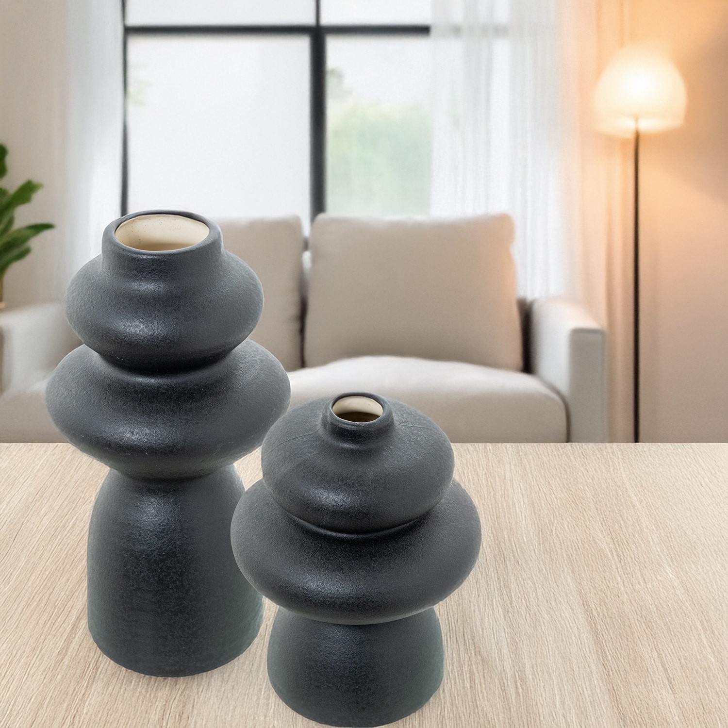 Ваза дизайнерская черная малая