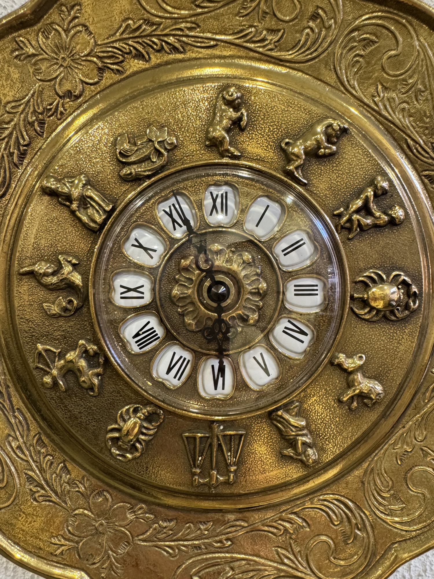 Часы настенные Знаки зодиака